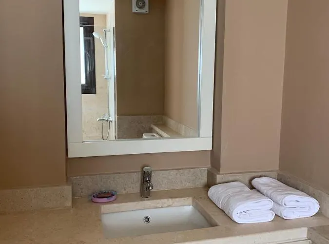 Luxurious With Infinity Private Pool & Jacuzzi Over Sabina Island's Lagoon Villa Hurghada